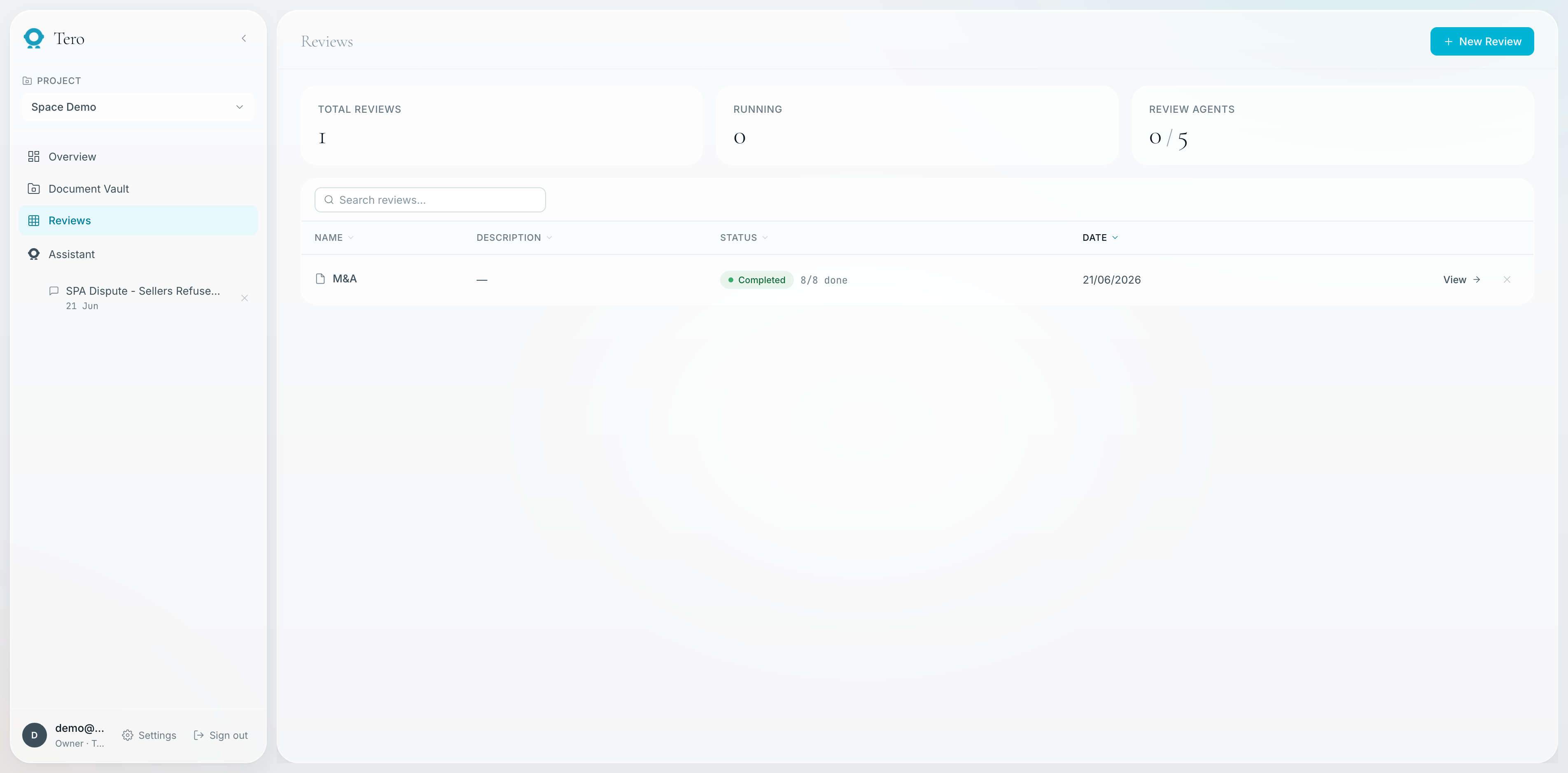 Tero Reviews — colour-coded clause comparison table
